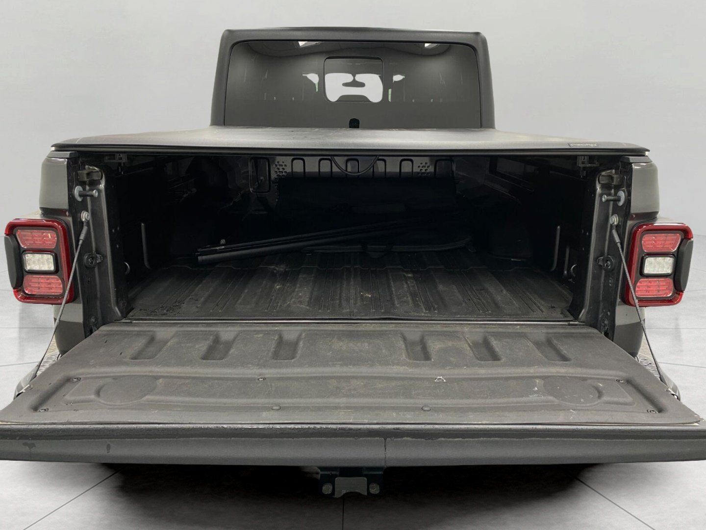 Used 2023 Jeep Gladiator Mojave w/ LED Lighting Group AWD/4WD image 7