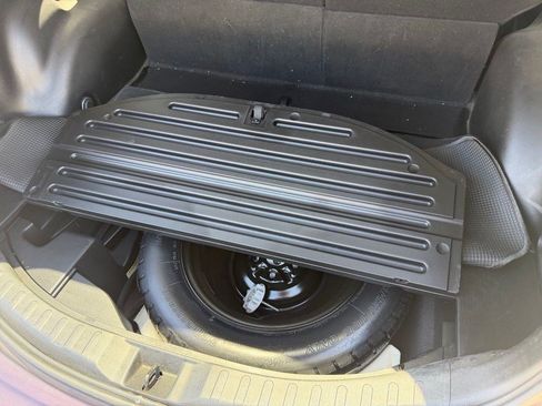 Certified 2018 Toyota RAV4 XLE FWD image 13