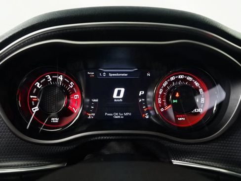 Used 2016 Dodge Challenger SRT Hellcat RWD image 38