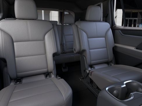 New 2026 GMC Acadia Elevation w/ Super Cruise Package FWD image 18