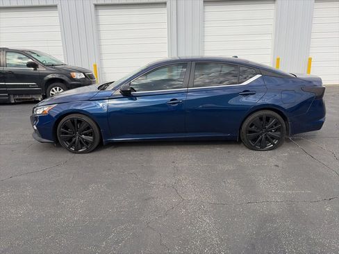 Used 2021 Nissan Altima 2.5 SR image 4