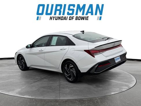 Certified 2025 Hyundai Elantra Sport image 4