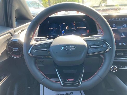 New 2025 Chevrolet Equinox EV RS w/ Convenience Package II FWD image 6