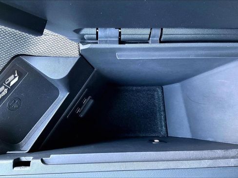 Certified 2025 Cadillac Optiq Sport 2 w/ LPO, Floor Liner Package AWD/4WD image 16