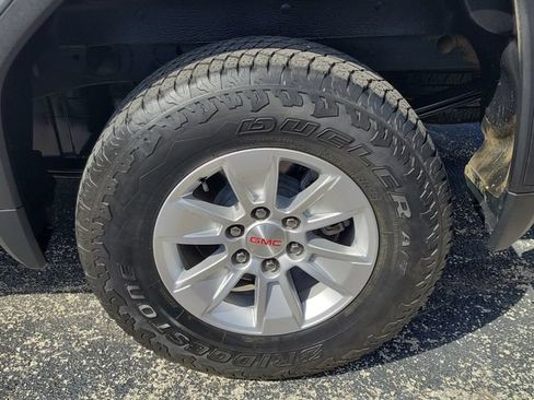 Used 2023 GMC Sierra 1500 Pro w/ Pro Value Package RWD image 10