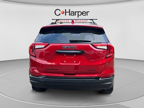 Used 2023 GMC Terrain SLE w/ Driver Convenience Package AWD/4WD image 4