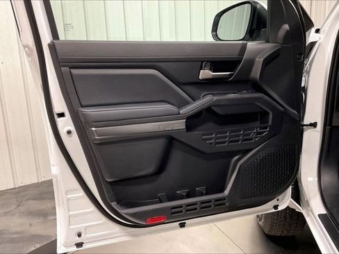 New 2026 Toyota Tacoma 4x4 Double Cab Hybrid image 25