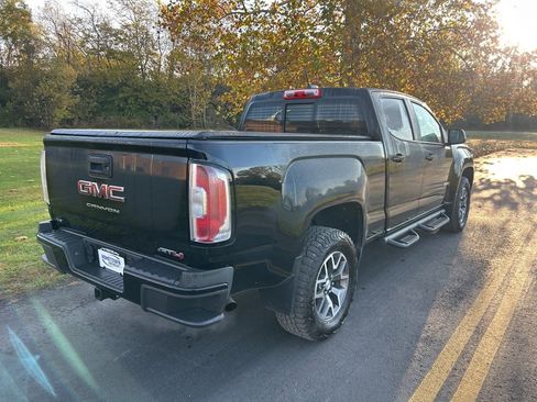 Used 2022 GMC Canyon AT4 image 7