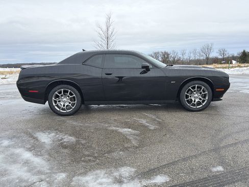 Used 2017 Dodge Challenger GT image 17