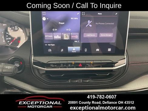 Used 2025 Jeep Compass Trailhawk AWD/4WD image 41