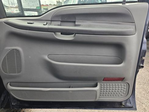 Used 2002 Ford F250 XL image 14