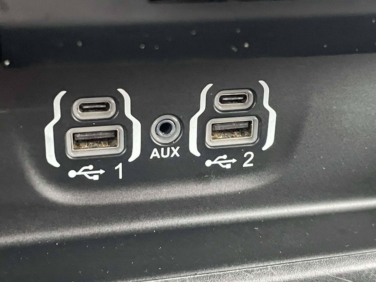 Used 2024 RAM 1500 Laramie RWD image 13