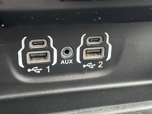 Certified 2024 RAM 1500 Laramie RWD image 13