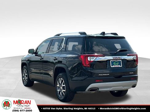 Certified 2023 GMC Acadia SLT w/ Preferred Package AWD/4WD image 3