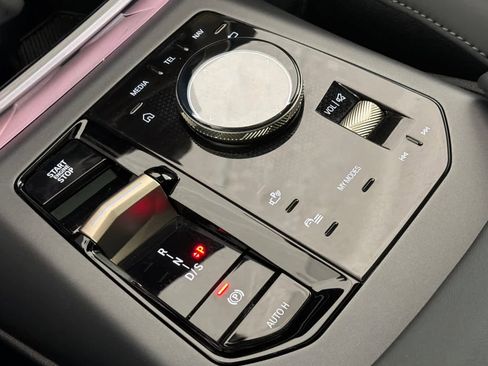 Used 2025 BMW X3 xDrive30i w/ Premium Package image 21