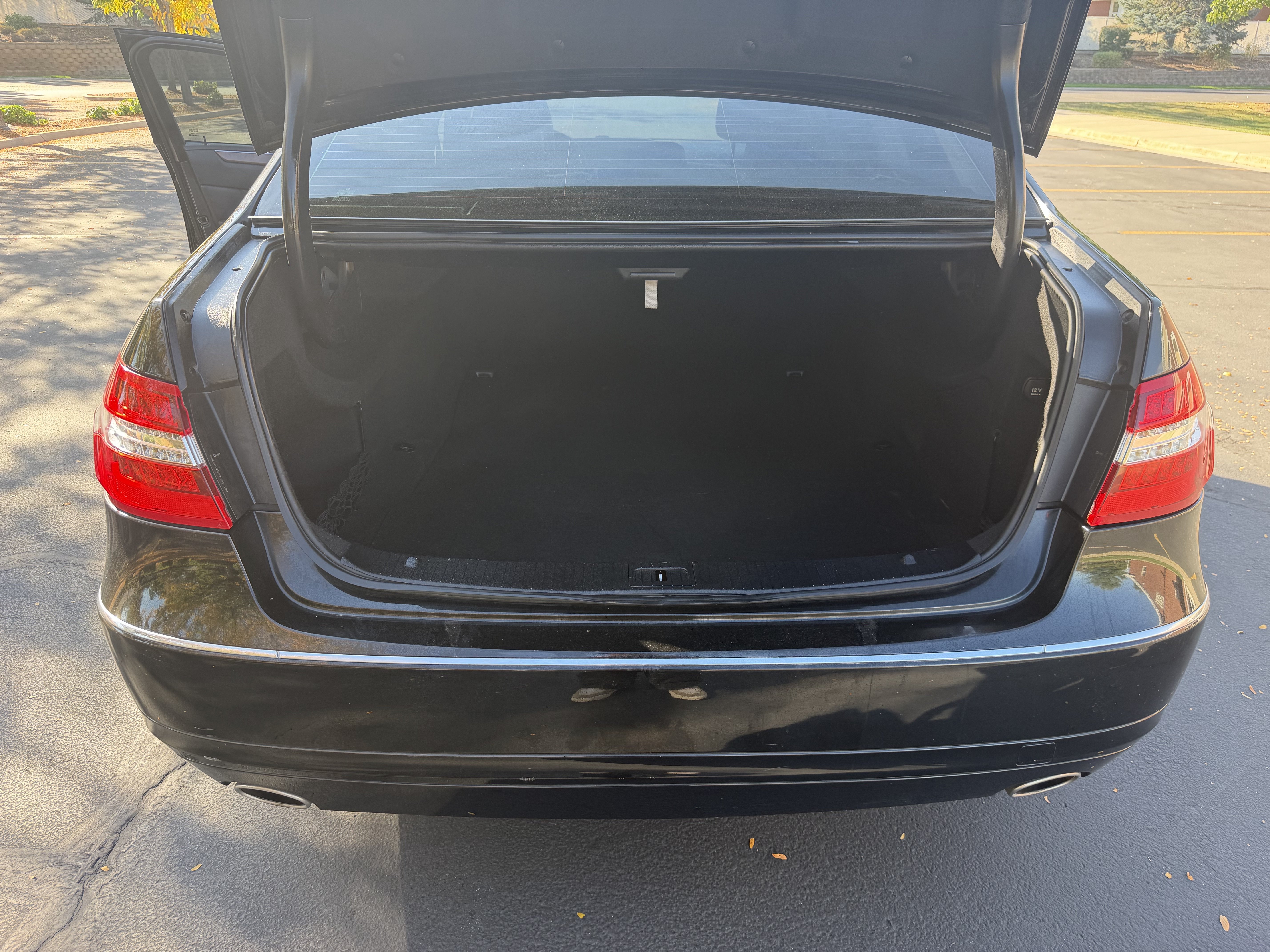 Used 2013 Mercedes-Benz E 350 BlueTEC Sedan image 25