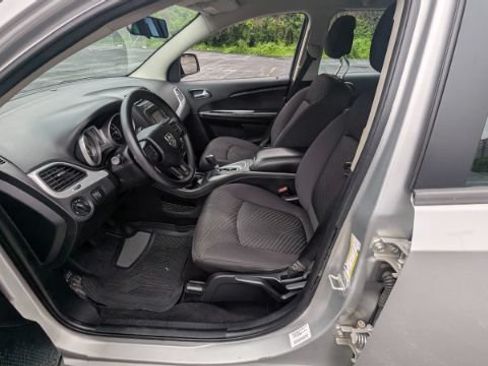 Used 2013 Dodge Journey American Value Package FWD image 17