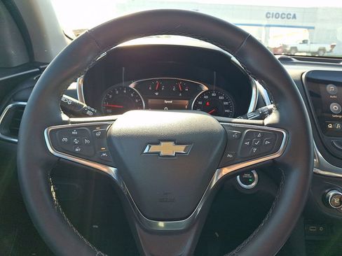 Used 2024 Chevrolet Equinox LT FWD image 22