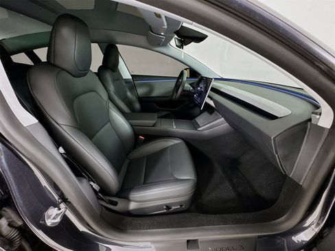 Used 2025 Tesla Model 3 Long Range image 29