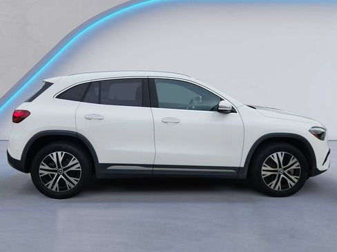 Used 2025 Mercedes-Benz GLA 250 4MATIC image 3