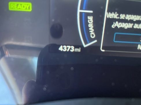 Used 2025 Toyota Camry SE image 14