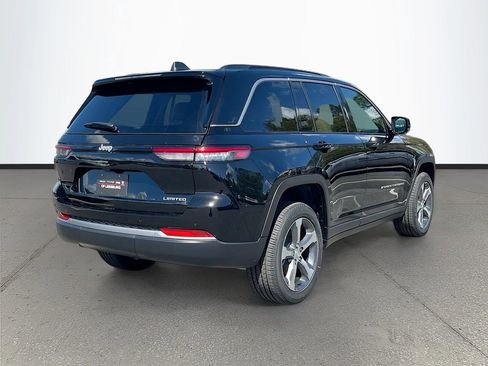 New 2026 Jeep Grand Cherokee Limited w/ Trailer Tow Package RWD image 7