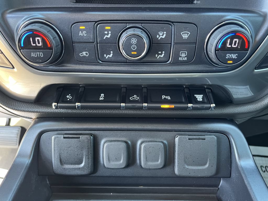 Used 2018 Chevrolet Silverado 3500 LTZ w/ Duramax Plus Package AWD/4WD image 29