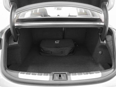 Certified 2023 Porsche Taycan image 16