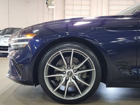 Used 2023 Genesis G70 2.0T RWD image 5