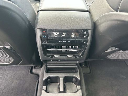 Used 2021 Jeep Grand Cherokee L Limited AWD/4WD image 16
