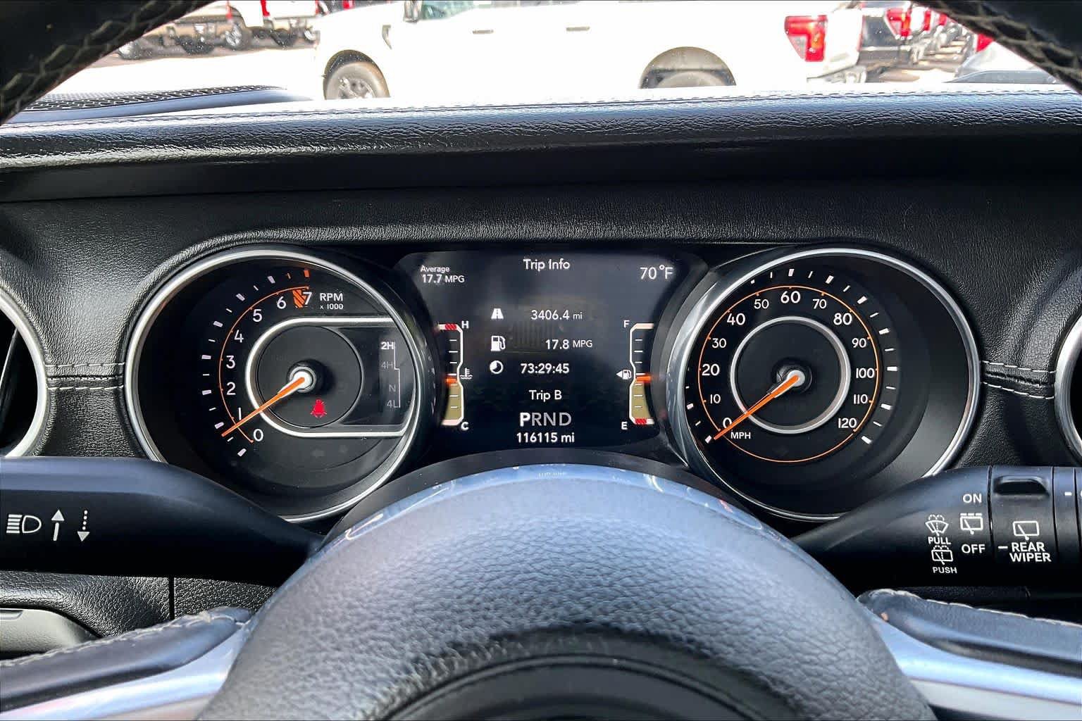 Used 2018 Jeep Wrangler Unlimited Sahara AWD/4WD image 24