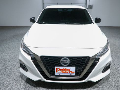Used 2021 Nissan Altima 2.5 SR FWD image 4