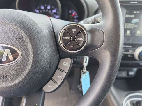 Used 2019 Kia Soul w/ Convenience Package FWD image 29