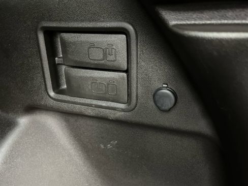 Used 2022 Chevrolet Equinox LT image 28