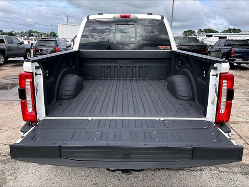 Used 2024 Ford F250 Lariat w/ Lariat Ultimate Package AWD/4WD image 38