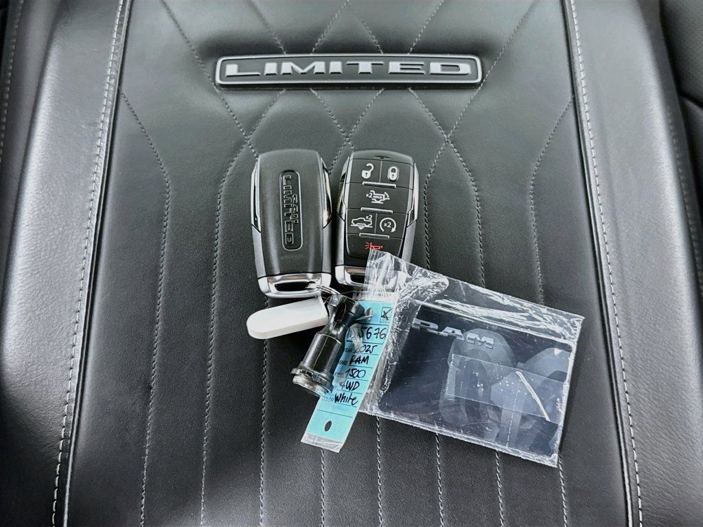 Used 2025 RAM 1500 Limited AWD/4WD image 45