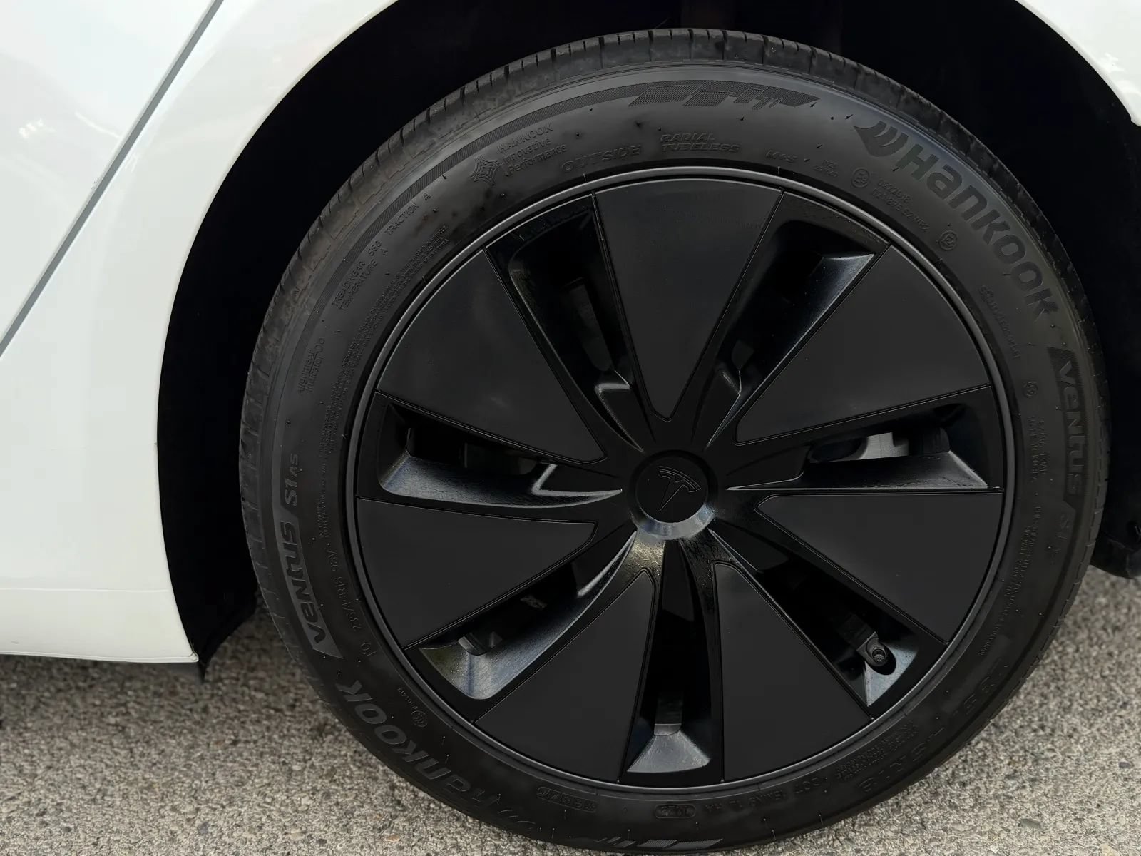 Used 2025 Tesla Model 3 Long Range RWD image 43