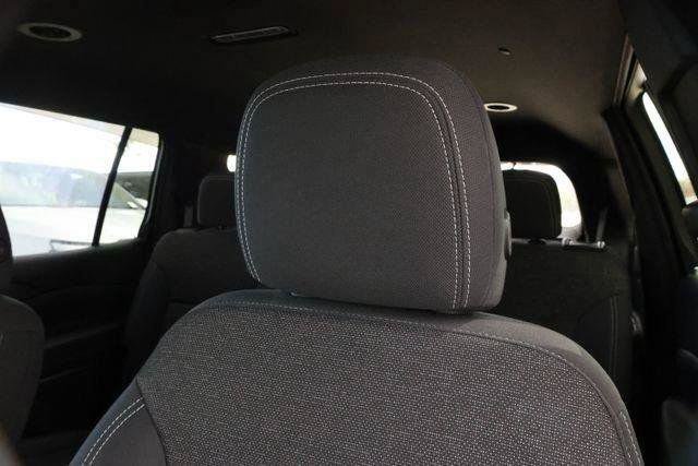 Used 2024 Chevrolet Traverse LT AWD/4WD image 9