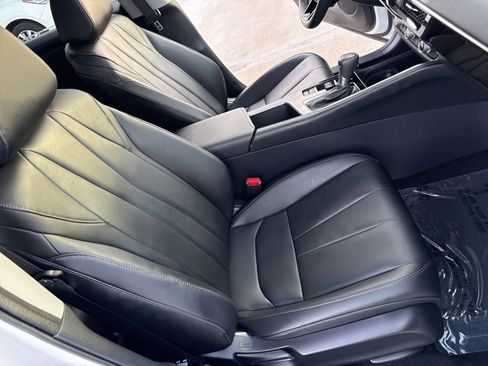 Used 2025 Acura ADX FWD image 11