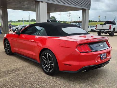 Used 2018 Ford Mustang Premium RWD image 20