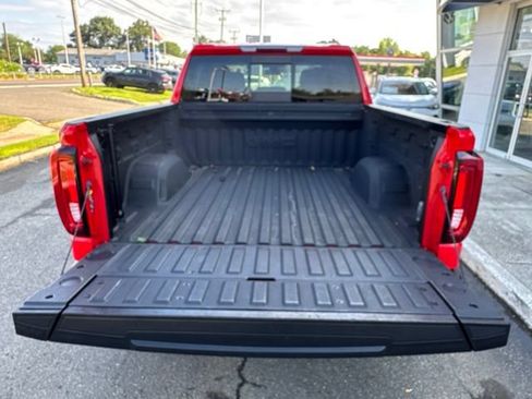 Used 2022 GMC Sierra 1500 SLT w/ SLT Premium Plus Package AWD/4WD image 26