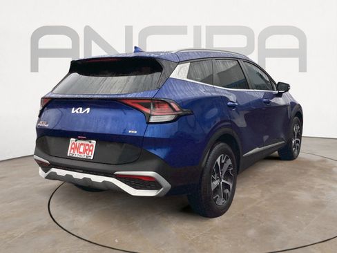 Used 2025 Kia Sportage EX image 13