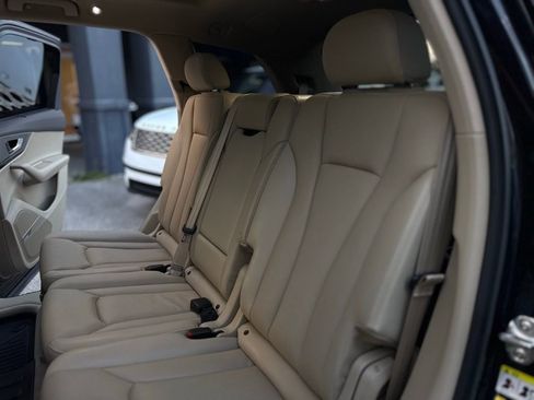 Used 2019 Audi Q7 3.0T Premium Plus image 30