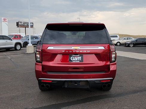 Used 2021 Chevrolet Suburban High Country AWD/4WD image 21