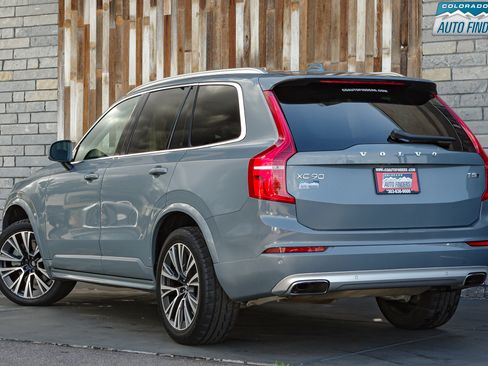 Used 2020 Volvo XC90 T5 Momentum image 4
