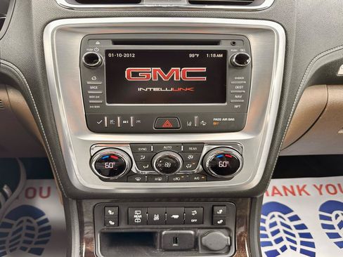 Used 2016 GMC Acadia SLT w/ Open Road Package FWD image 18