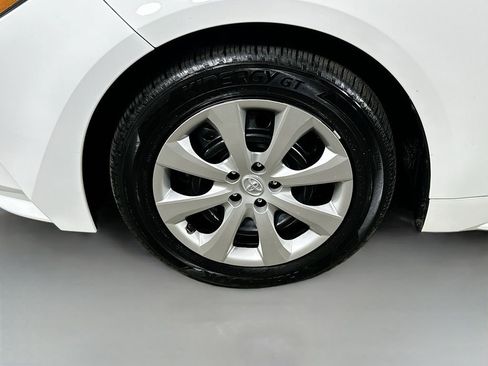 Used 2026 Toyota Corolla LE FWD image 8