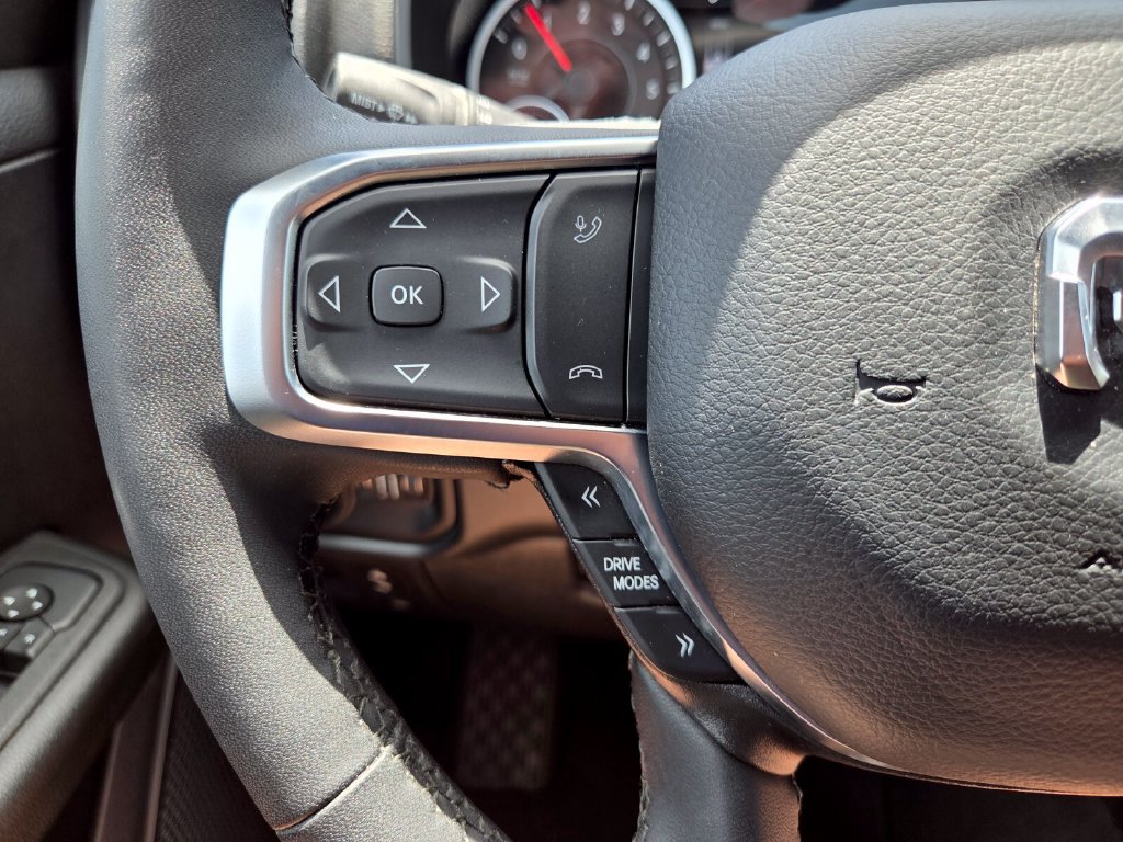 Used 2025 RAM 1500 Big Horn AWD/4WD image 33