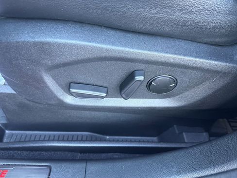 Used 2024 Ford Edge ST image 18