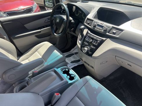 Used 2012 Honda Odyssey EX-L image 17